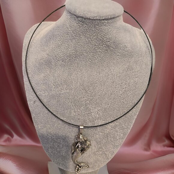Mermaid Choker - Picture 1 of 1